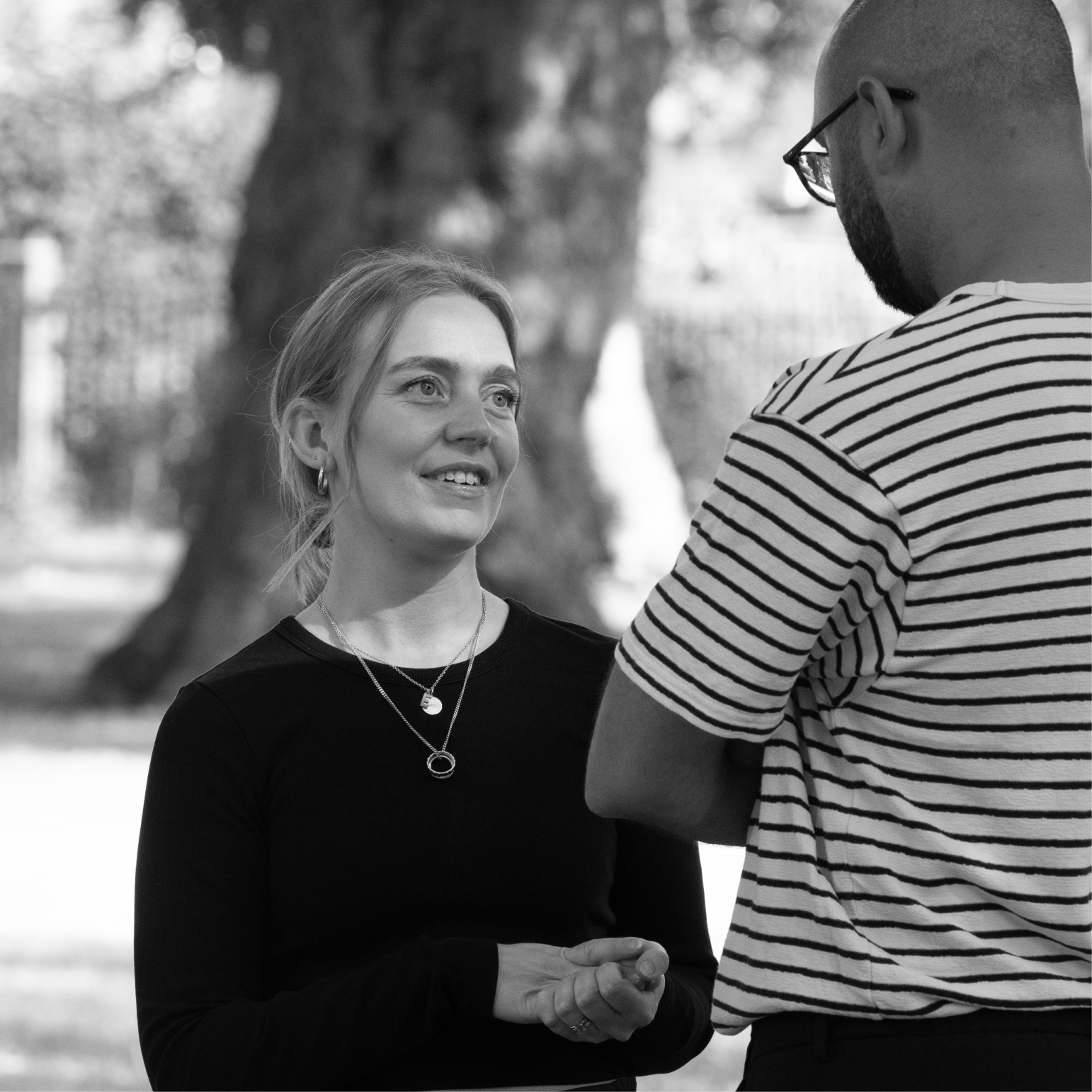 Two colleagues chatting